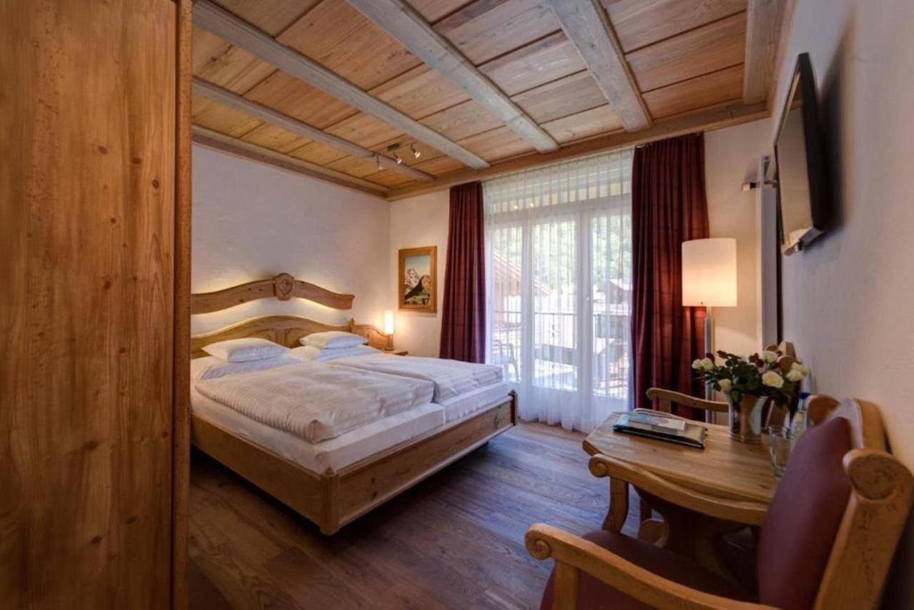 Hotel Schoenegg Wengen Quarto foto