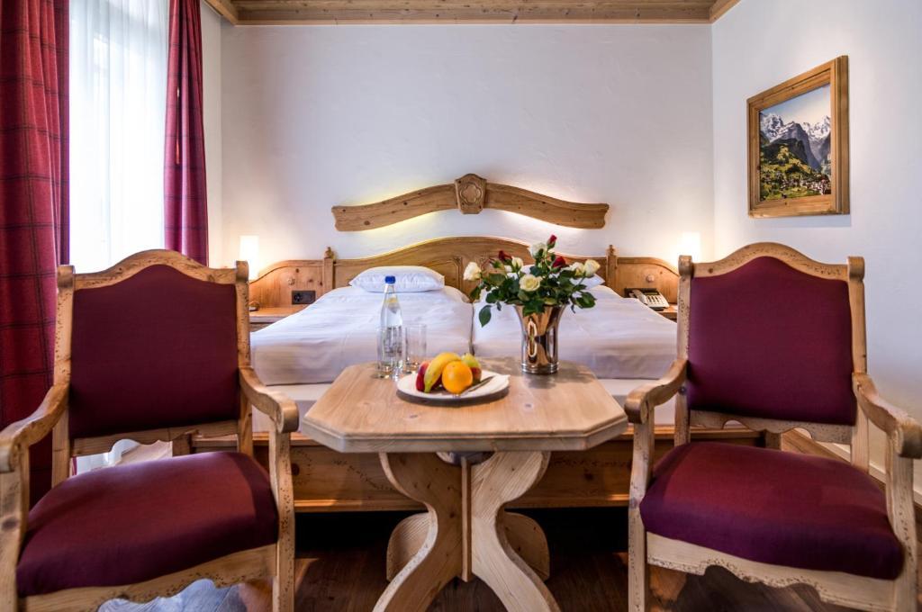 Hotel Schoenegg Wengen Quarto foto